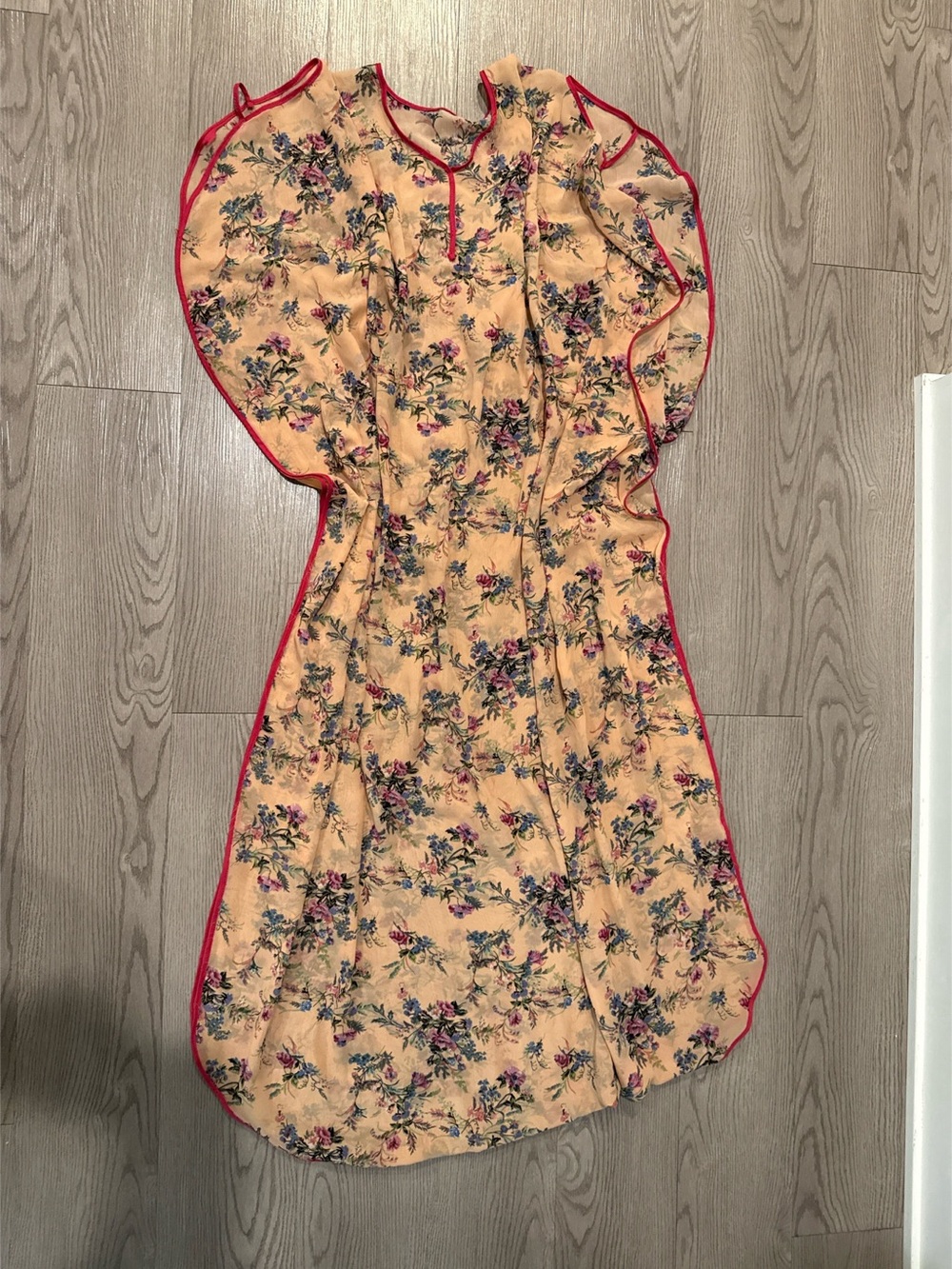 VINTAGE Floral house Dress in Pink & Red